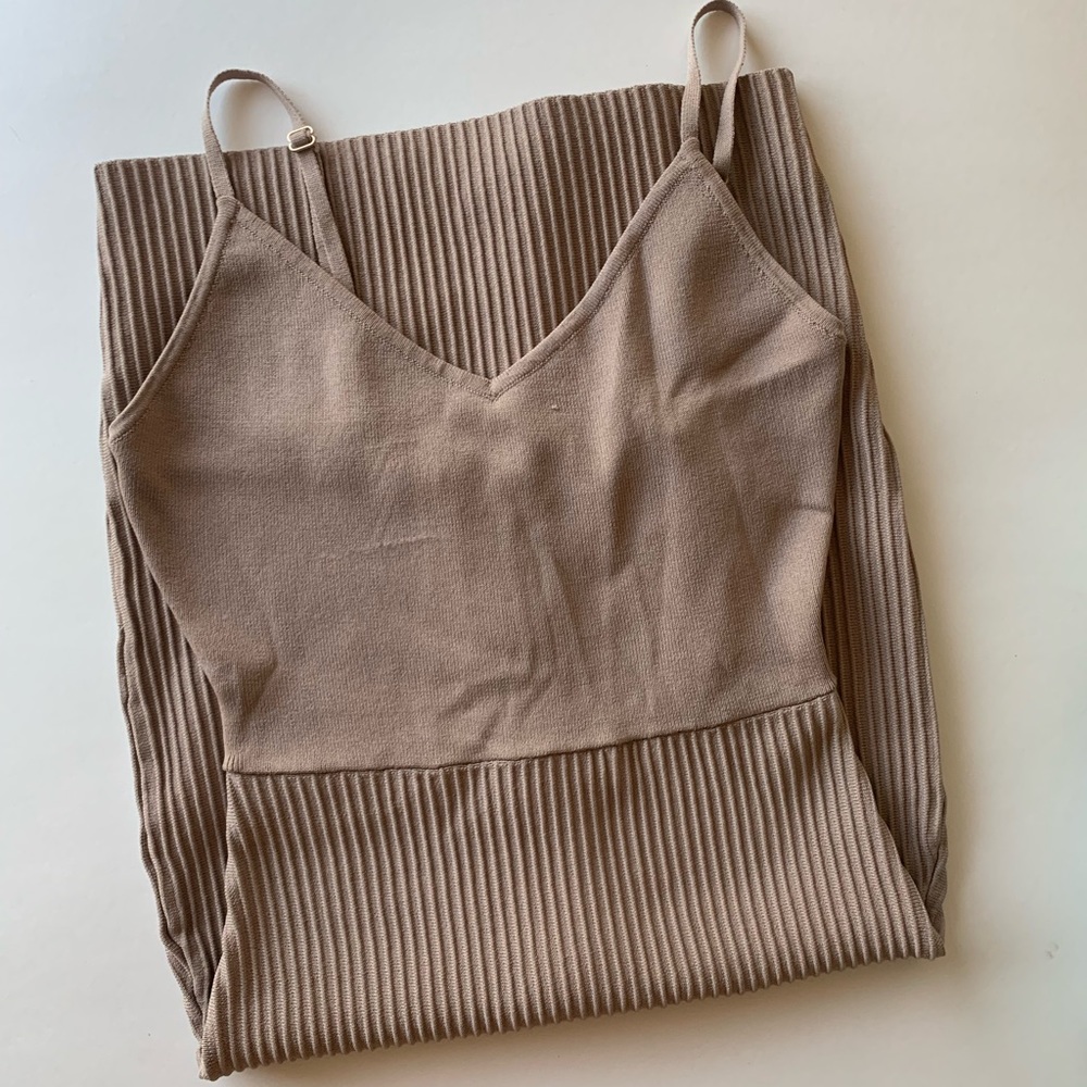 Stretchy NWT Body Con Dress